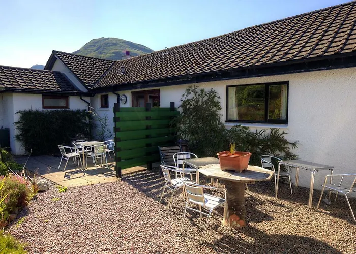 Holly Tree Cottage Glencoe